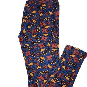 LuLaRoe one size Fall themed leggings